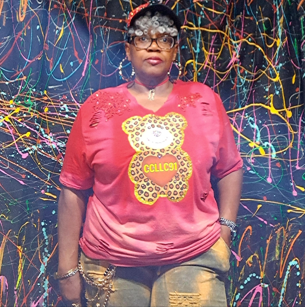 Trendy Red Bear Graphic Tee